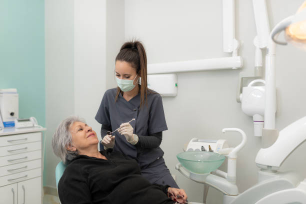 Best Emergency Gum Treatment in Fairview Park, IN